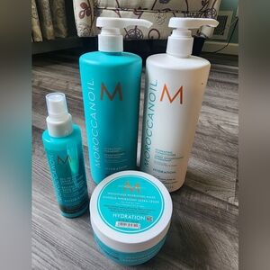 Moroccanoil Hydration Hair Treatment Set - Blue and White